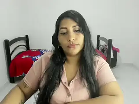 Snapshot of nikol_sexy39 chatting on February 23, 2025, 12:08 am nikol sexy39 online show from February 23, 2025, 12:08 am