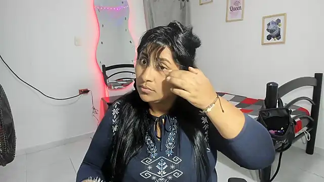 Snapshot of nikol_sexy39 chatting on October 28, 2025, 3:32 am nikol sexy39 online show from October 28, 2025, 3:32 am