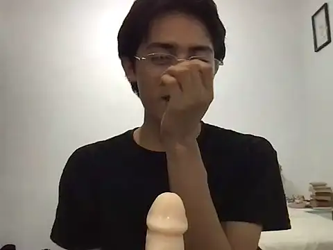 Akaerizz online show from September 12, 2025, 4:01 am