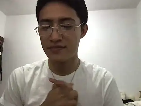 Akaerizz online show from December 19, 2025, 6:31 am