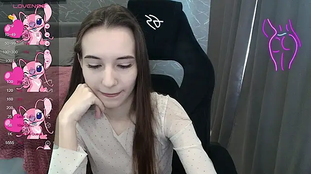 Alice Weiss online show from October 14, 2025, 8:04 am