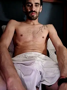 Snapshot of johngil0995 chatting on September 10, 2025, 2:22 am johngil0995 online show from September 10, 2025, 2:22 am