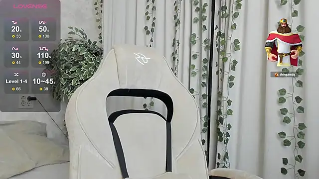 Snapshot of mell_milles chatting on November 27, 2025, 2:30 pm mell milles online show from November 27, 2025, 2:30 pm