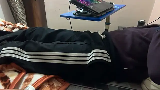 sexyboy09 online show from October 24, 2025, 6:32 am