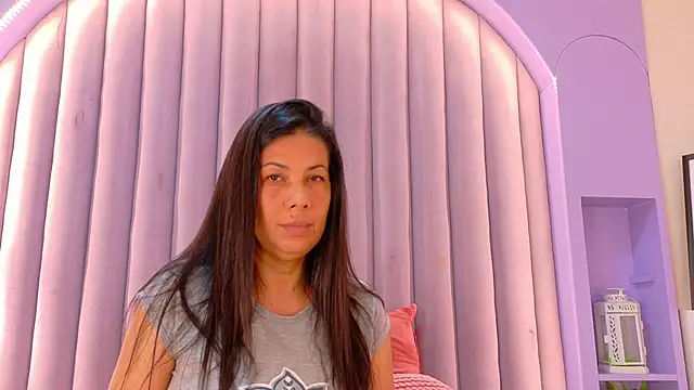 JaylaScott   online show from March 28, 2026, 7:35 pm