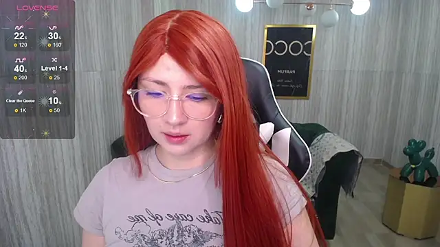 Snapshot of Rachel_t_ chatting on December 5, 2024, 10:55 am Rachel t online show from December 5, 2024, 10:55 am