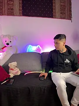 Snapshot of crazyrabbits chatting on February 16, 2025, 7:38 pm crazyrabbits online show from February 16, 2025, 7:38 pm