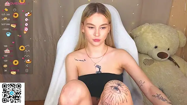 Snapshot of doll_barbieee chatting on October 3, 2025, 2:36 pm doll barbieee online show from October 3, 2025, 2:36 pm