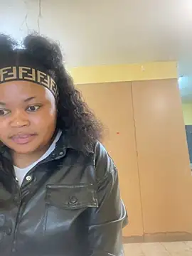 Curveysinaa online show from January 13, 2025, 8:15 am