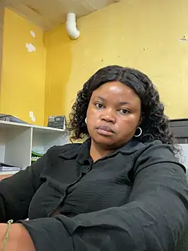 Curveysinaa online show from February 11, 2025, 8:15 am