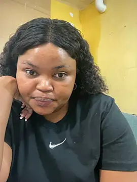 Curveysinaa online show from March 6, 2025, 11:58 am