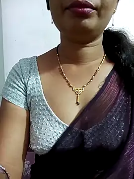 Snapshot of tina_rosy chatting on March 5, 2025, 6:45 pm tina rosy online show from March 5, 2025, 6:45 pm