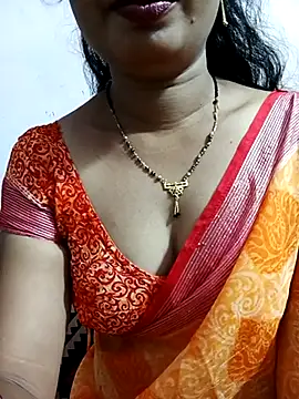 Snapshot of tina_rosy chatting on March 21, 2025, 9:12 pm tina rosy online show from March 21, 2025, 9:12 pm