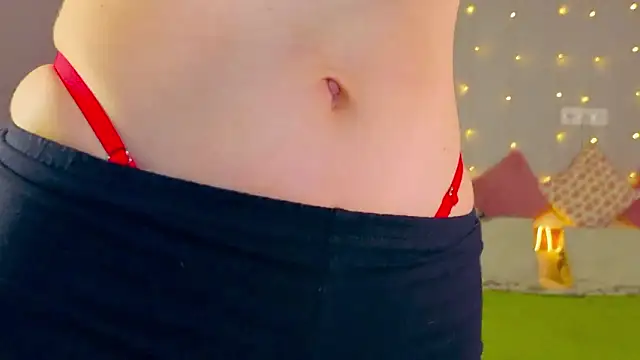 Snapshot of Red__Candy chatting on January 14, 2026, 3:28 pm Red Candy online show from January 14, 2026, 3:28 pm