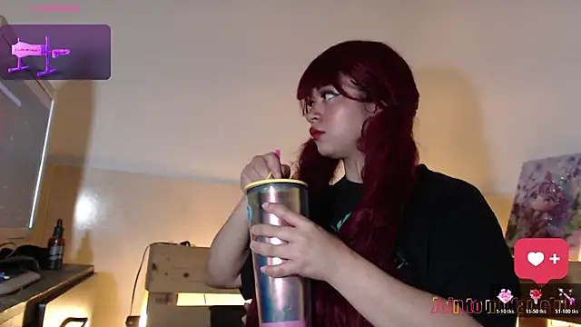 Bitsy Messy online show from November 19, 2025, 6:13 am