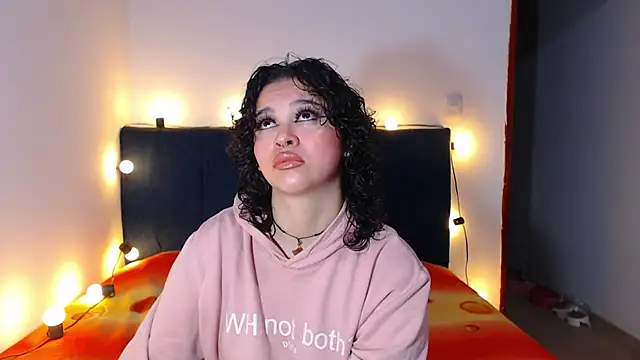 Bitsy Messy online show from July 16, 2026, 10:49 pm