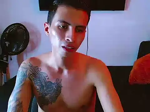 Velk hot online show from May 9, 2026, 7:08 pm