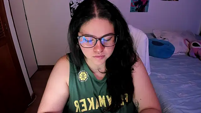 Snapshot of im_mei chatting on January 6, 2026, 12:03 am im mei online show from January 6, 2026, 12:03 am