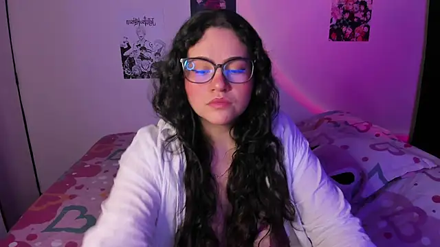 Snapshot of im_mei chatting on February 18, 2026, 12:28 am im mei online show from February 18, 2026, 12:28 am