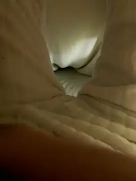 Aimeil online show from January 4, 2025, 3:28 pm