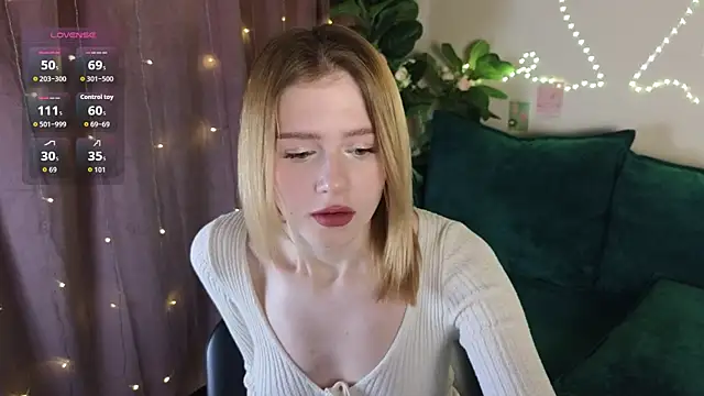 Snapshot of jenny_bunny_ chatting on January 10, 2026, 1:29 am jenny bunny online show from January 10, 2026, 1:29 am