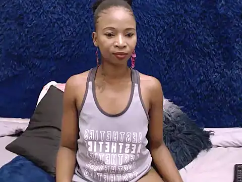 SasyyLissaa online show from February 22, 2025, 5:13 pm