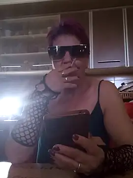 Snapshot of Ely_Elenita chatting on March 17, 2026, 9:12 am Ely Elenita online show from March 17, 2026, 9:12 am