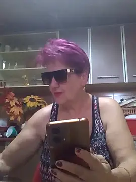 Snapshot of Ely_Elenita chatting on March 18, 2026, 1:36 pm Ely Elenita online show from March 18, 2026, 1:36 pm