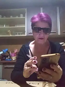 Snapshot of Ely_Elenita chatting on March 31, 2026, 3:19 am Ely Elenita online show from March 31, 2026, 3:19 am