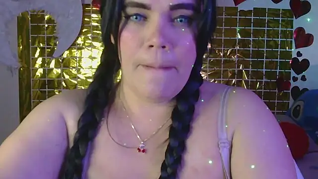 Snapshot of blue_angel33 chatting on February 20, 2025, 2:18 am blue angel33 online show from February 20, 2025, 2:18 am