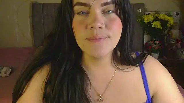 Snapshot of blue_angel33 chatting on September 23, 2025, 2:03 am blue angel33 online show from September 23, 2025, 2:03 am