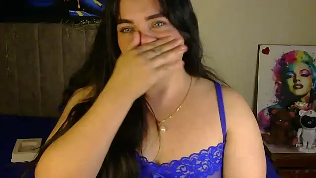 Snapshot of blue_angel33 chatting on October 22, 2025, 1:17 am blue angel33 online show from October 22, 2025, 1:17 am