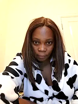 AfricanBeautyX online show from December 28, 2024, 11:41 am