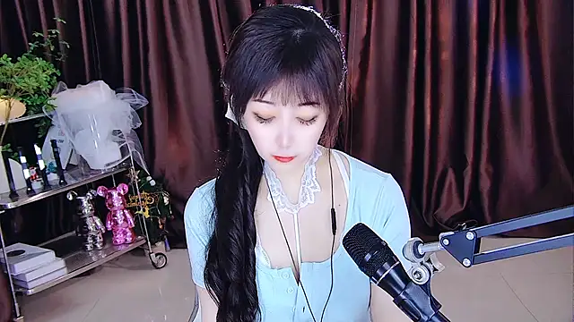 xiaoya666--baby online show from March 15, 2025, 2:45 pm