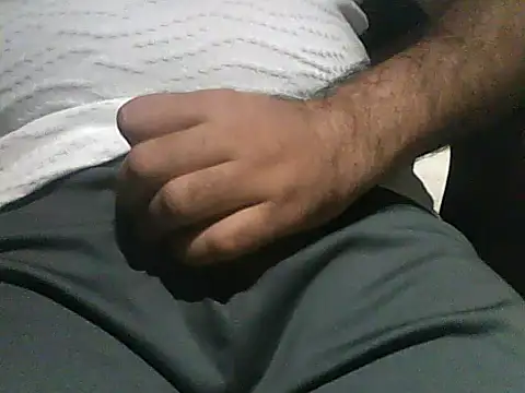 cryptoman1119 online show from November 27, 2025, 4:09 pm