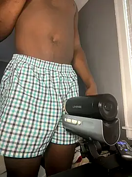 Festivitiesking1 online show from November 30, 2025, 2:43 pm