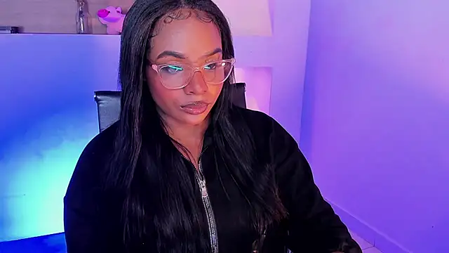 IvyBliss8 online show from January 28, 2025, 11:49 am