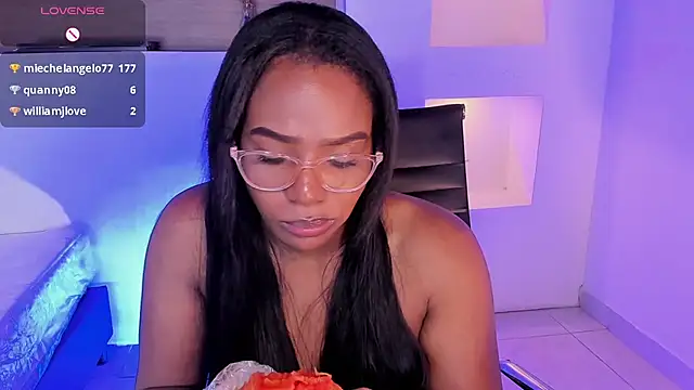 IvyBliss8 online show from January 30, 2025, 6:10 pm