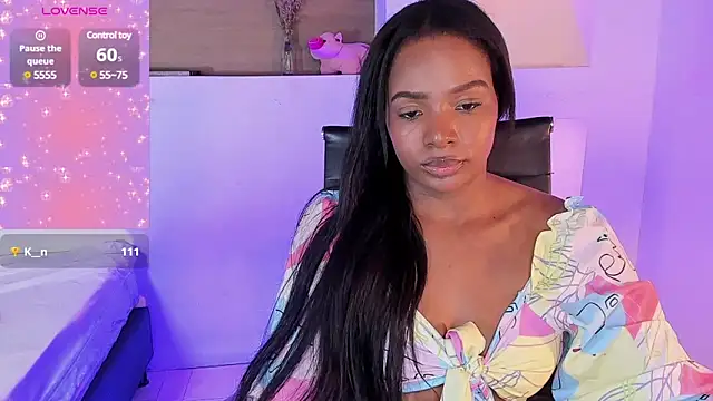 IvyBliss8 online show from February 4, 2025, 6:27 pm