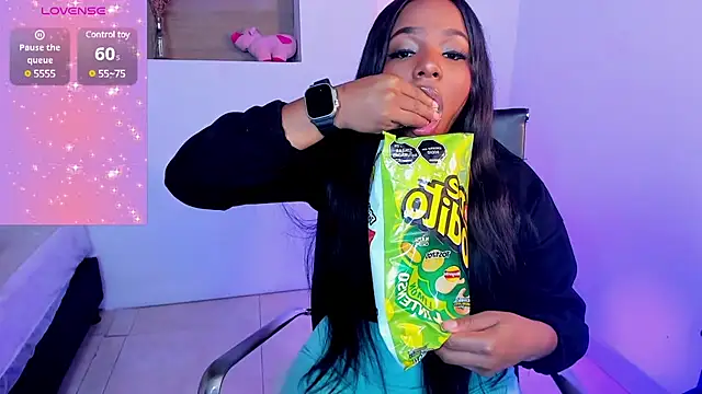 IvyBliss8 online show from February 18, 2025, 11:55 am