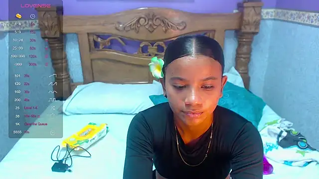 Snapshot of Angelica_Blue chatting on September 25, 2025, 8:56 pm Angelica Blue online show from September 25, 2025, 8:56 pm