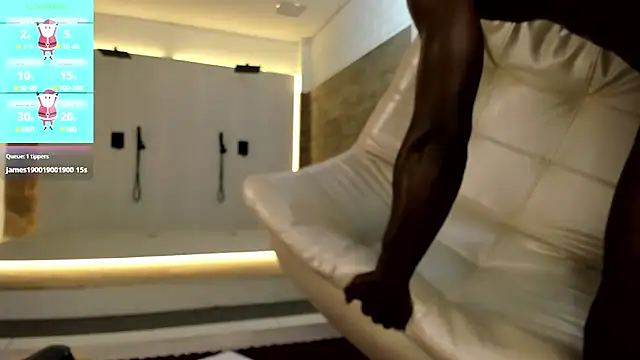 Snapshot of Latrellx7 chatting on December 14, 2024, 5:47 pm Latrellx7 online show from December 14, 2024, 5:47 pm