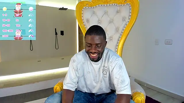 Snapshot of Latrellx7 chatting on December 17, 2024, 12:43 pm Latrellx7 online show from December 17, 2024, 12:43 pm