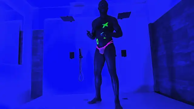 Snapshot of Latrellx7 chatting on December 28, 2024, 12:03 pm Latrellx7 online show from December 28, 2024, 12:03 pm