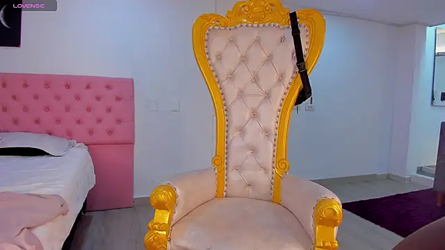 Snapshot of Latrellx7 chatting on January 5, 2025, 12:42 pm Latrellx7 online show from January 5, 2025, 12:42 pm