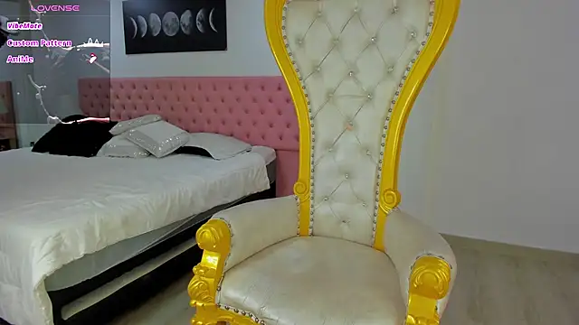 Snapshot of Latrellx7 chatting on January 6, 2025, 12:24 pm Latrellx7 online show from January 6, 2025, 12:24 pm