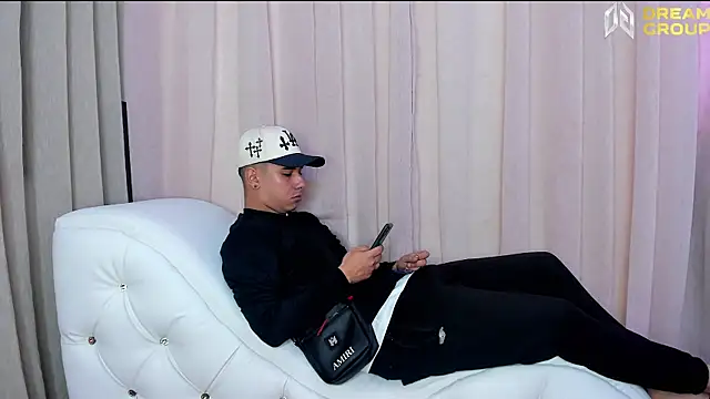 Yourslust  online show from March 26, 2026, 1:28 pm