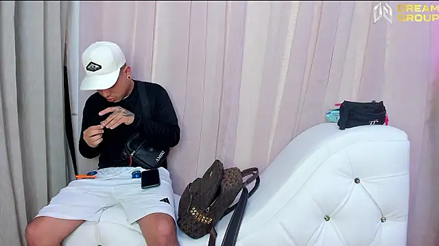 Yourslust  online show from March 27, 2026, 8:08 pm