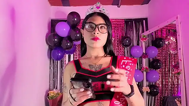 Dolcee zoe online show from December 2, 2025, 9:21 pm