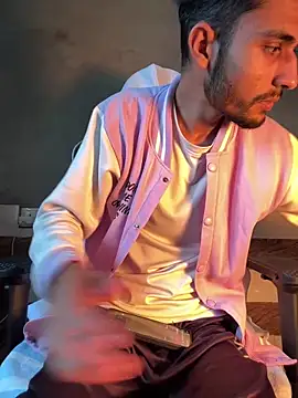 Snapshot of AjaxStar chatting on February 1, 2026, 10:47 am AjaxStar online show from February 1, 2026, 10:47 am